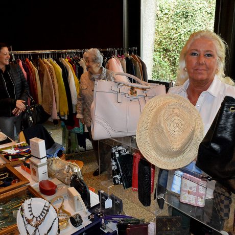 Le vide-dressing prend le relais du vide-greniers